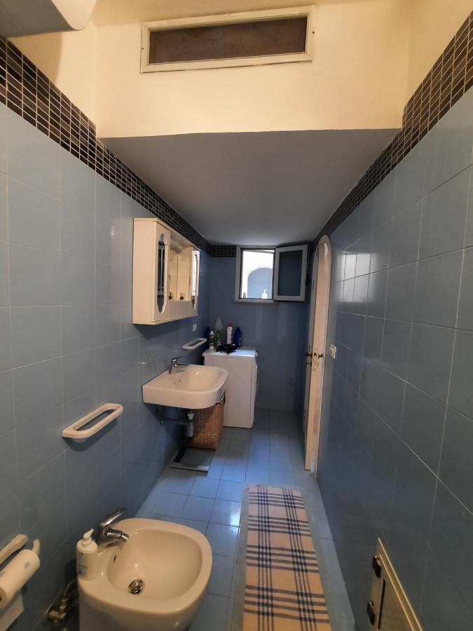Casa Vacanze Illiria A Roca Vecchia Vicinissima Al Mare Extérieur photo